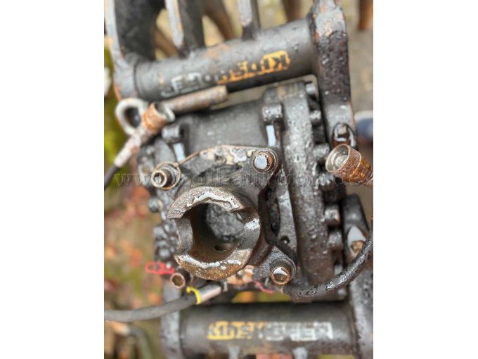 Verbindungsteil zum Drehmotor