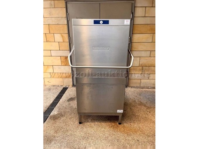 von vorne, geschlossen von vorne, geschlossen