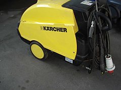 Hochdruckreiniger KÄRCHER.