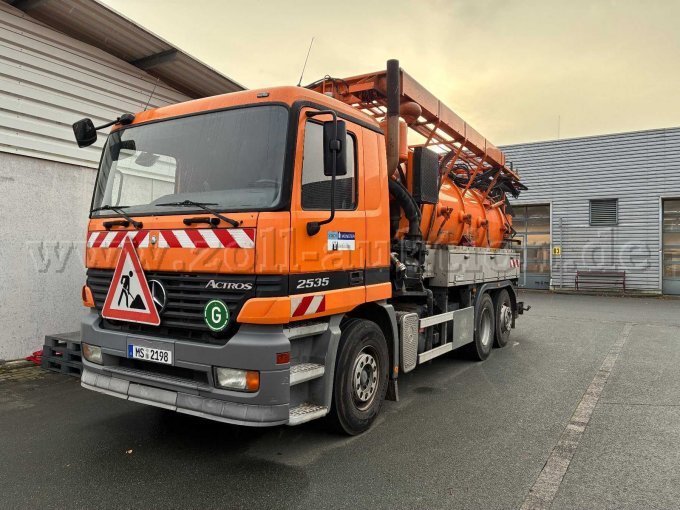 Hochdruckspül.Saugfahrzeug Firma Kroll