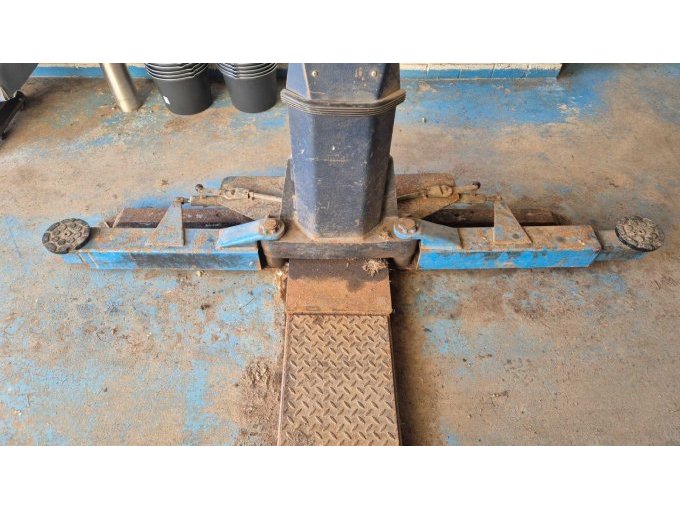 Hebebühne Ständerwerk