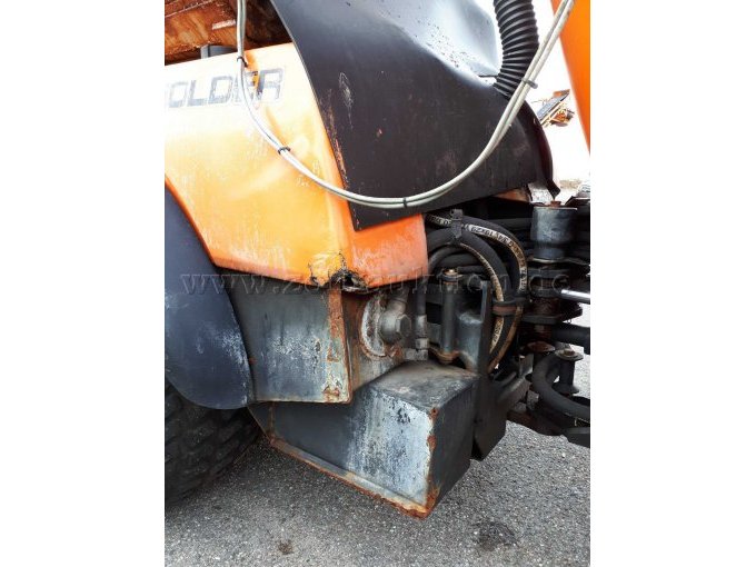 beschädigte Verkleidung