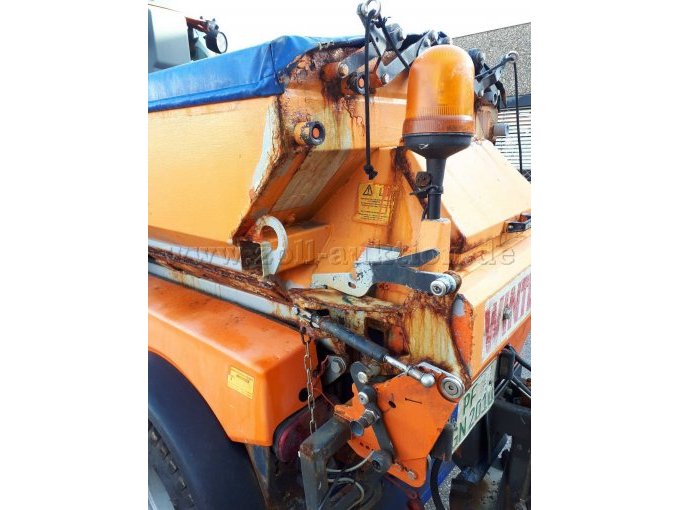 Salzbehälter hinten links