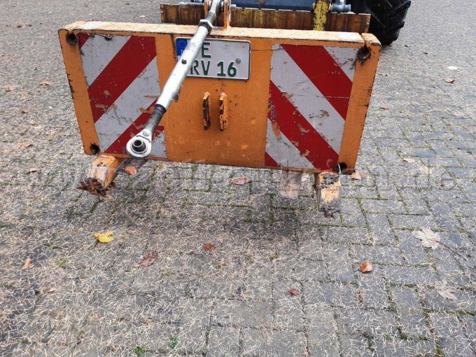 Gegengewicht 600 kg Dücker