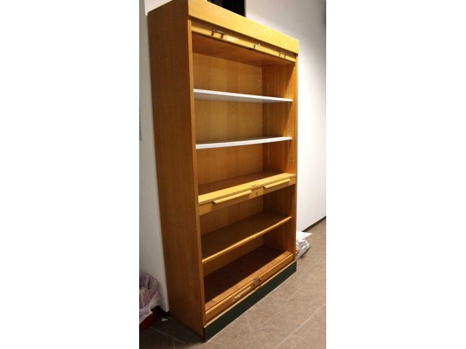 Ansicht Schrank geöffnet Ansicht Schrank geöffnet