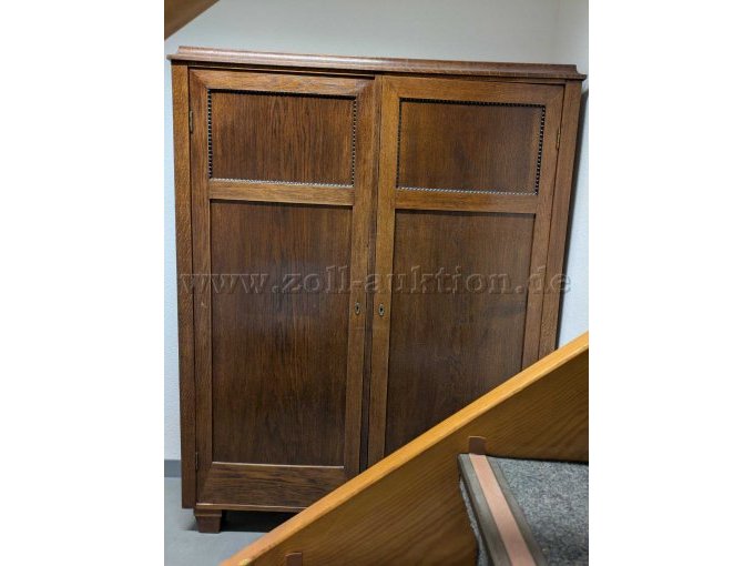 Schrank von vorn