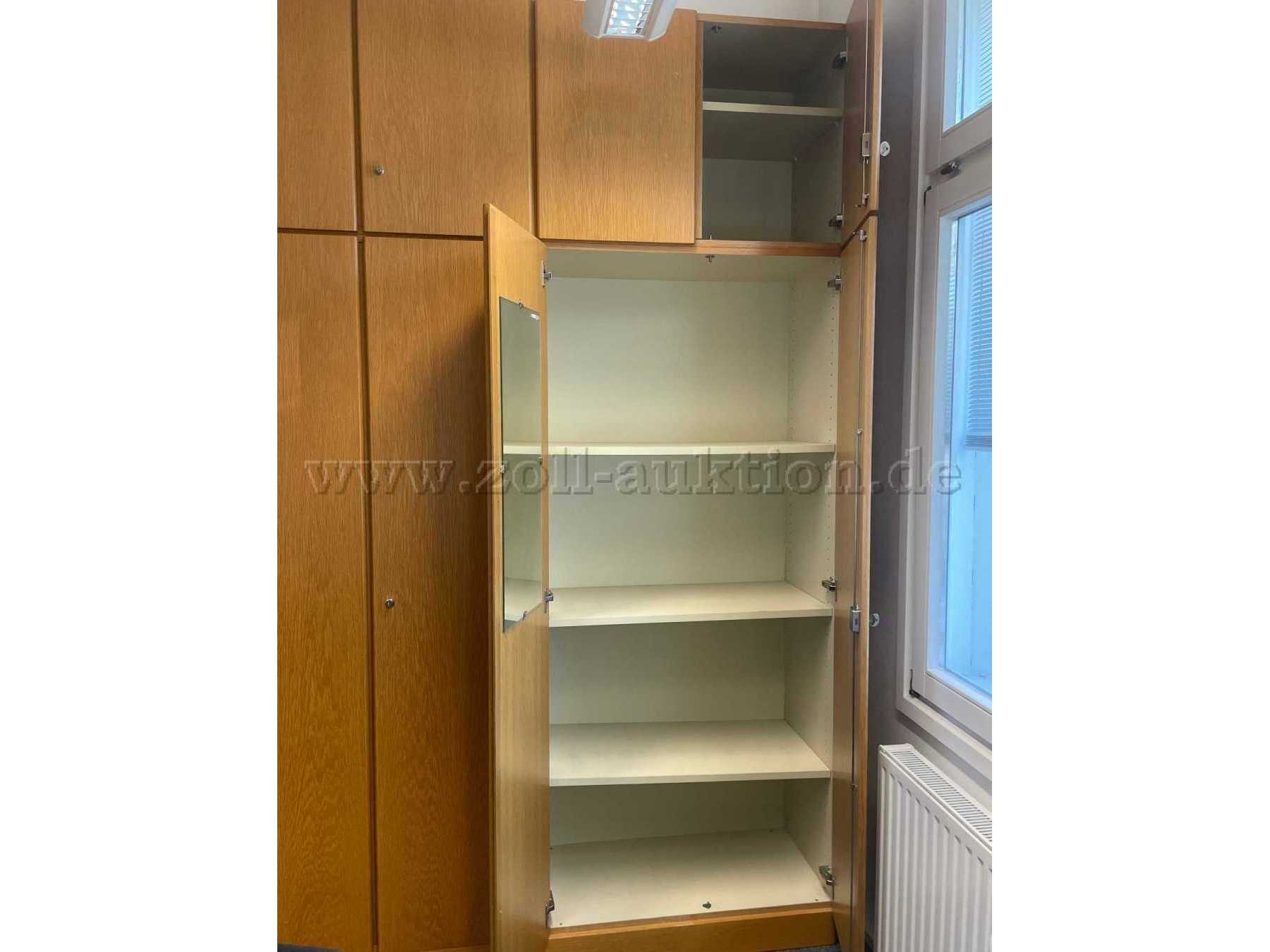Großer Schrank (Maßanfertigung)