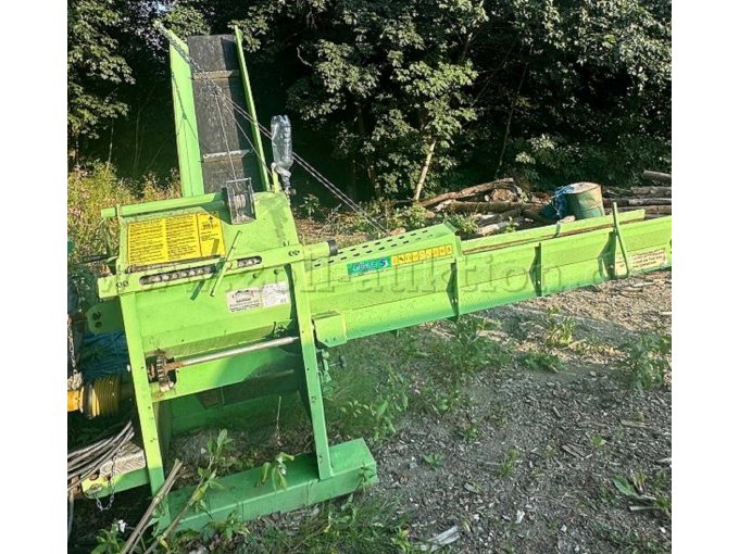 Holzspalter mit Förderband Bilke S3 Holzspalter mit Förderband Bilke S3