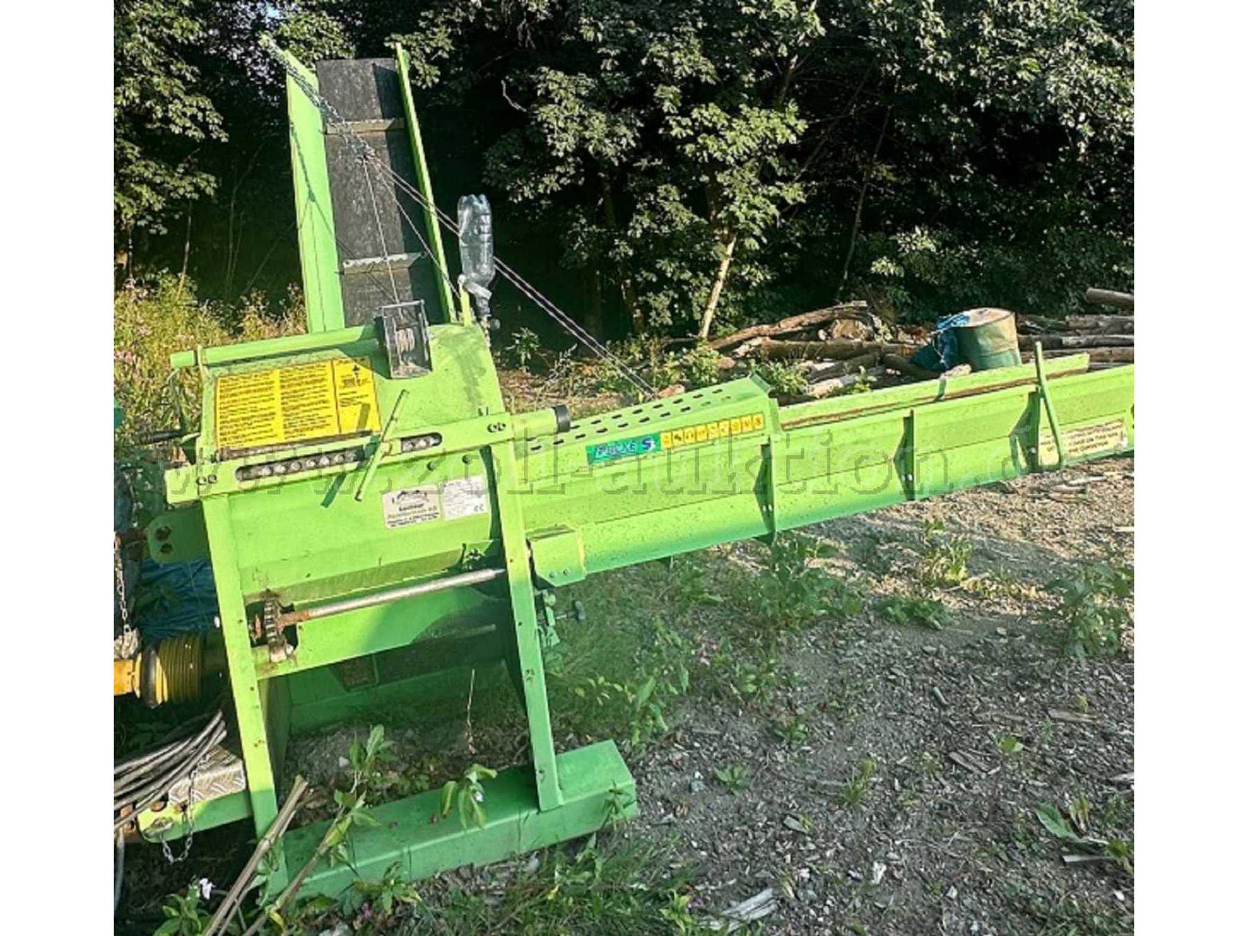Holzspalter mit Förderband Bilke S3