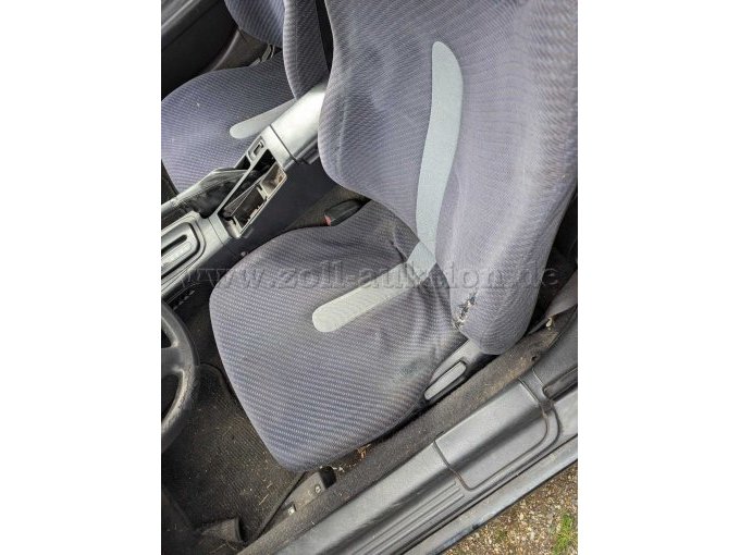 Honda Civic Coupe CRX (Fahrersitz)