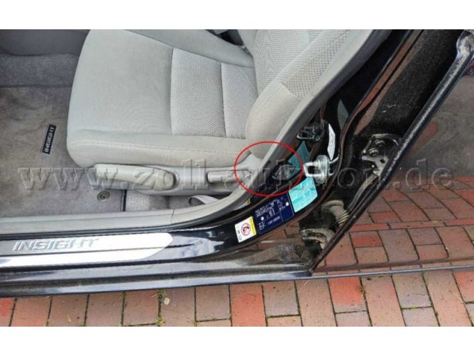 1 Honda Insight 1.3DSI Hybrid, 4 Türer, EZ: 2009 – foto 8 – kavel bij Zoll-Auktion, Oldenburg (Oldb)