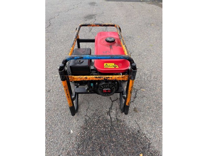 1 Honda Stromaggregat EC 2200 K1L – 230 V, 2,0 kVA, voll funktionsfähig – foto 4 – kavel bij Zoll-Auktion, Amberg