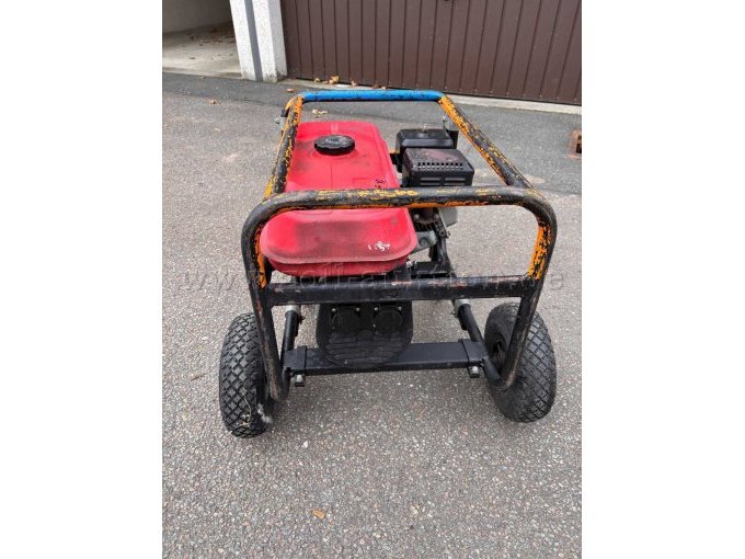 1 Honda Stromaggregat EC 2200 K1L – 230 V, 2,0 kVA, voll funktionsfähig – foto 2 – kavel bij Zoll-Auktion, Amberg