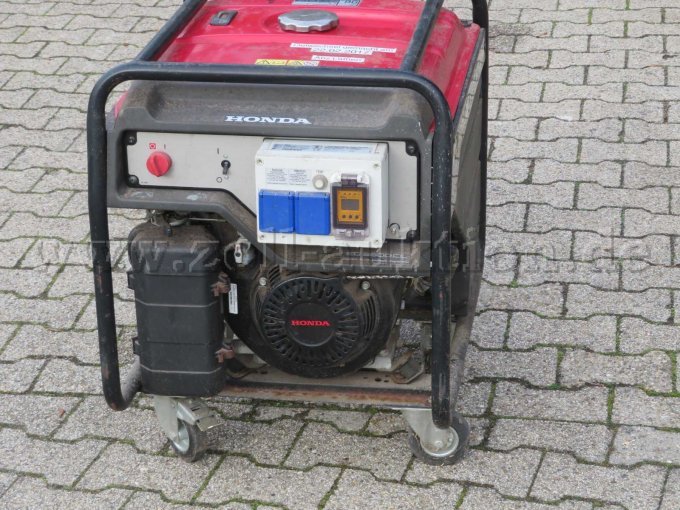 1 Honda Stromerzeuger EG 3600 CL – foto 2 – kavel bij Zoll-Auktion, Lathen