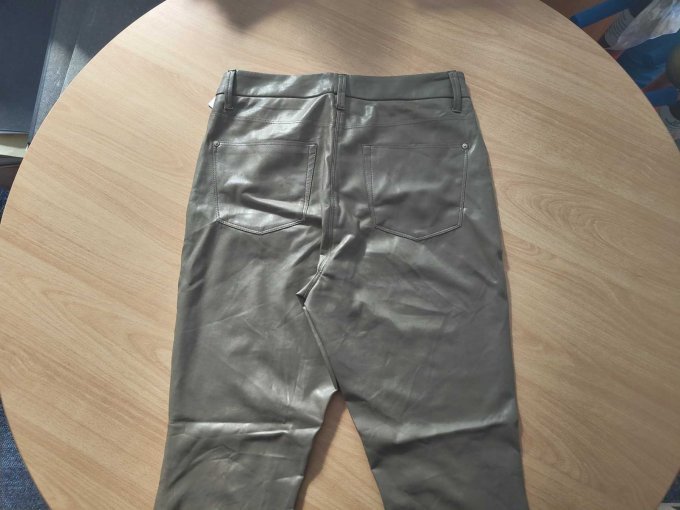 1 Hose, Marke Cambio, Größe 38, hell-braun – foto 2 – kavel bij Zoll-Auktion, Isernhagen