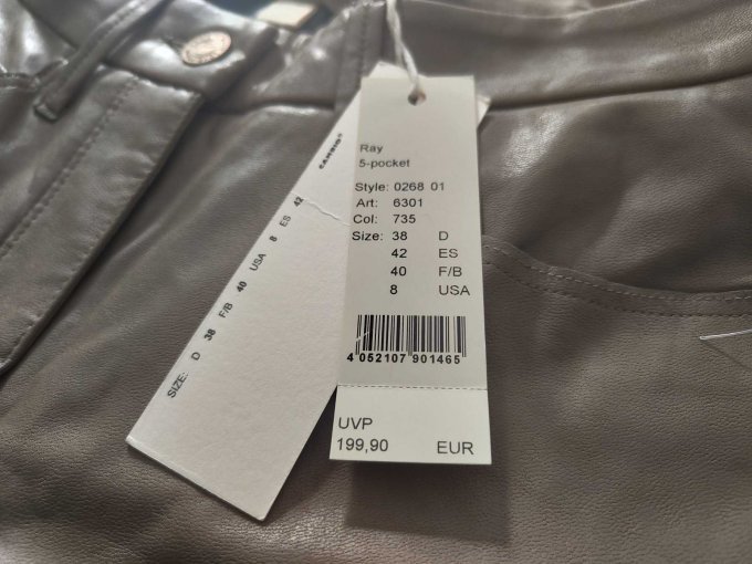 1 Hose, Marke Cambio, Größe 38, hell-braun – foto 5 – kavel bij Zoll-Auktion, Isernhagen