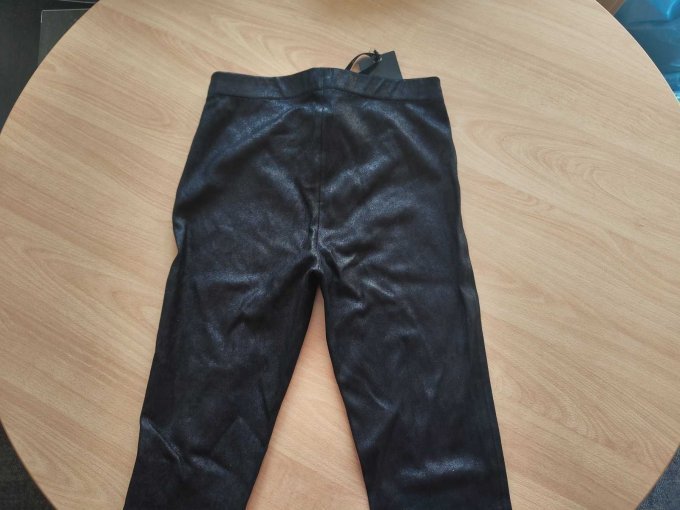 1 Hose, Marke Nove, Größe 42, schwarz – foto 2 – kavel bij Zoll-Auktion, Isernhagen