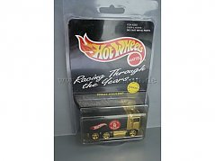 Hot Wheels Modellauto Hiway Hauler 1995 Racing Trough the Years Gesamtansicht von vorne