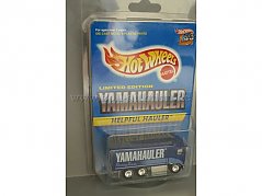 Hot Wheels Modellauto Yamahauler Helpful Hauler Gesamtansicht von vorne