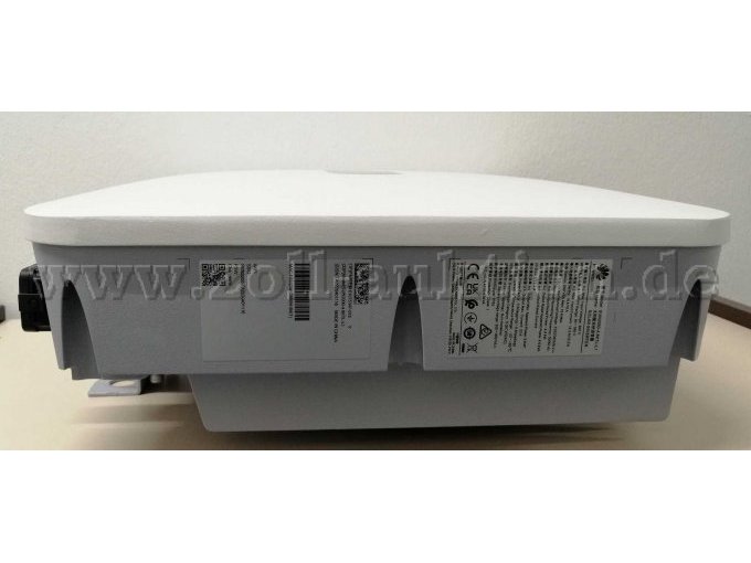 Seitenansicht mit Typenschild