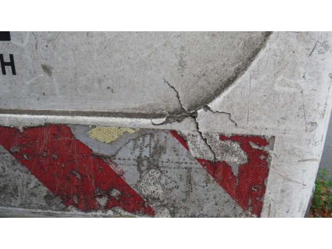 Hebebühnenkorb gerissen