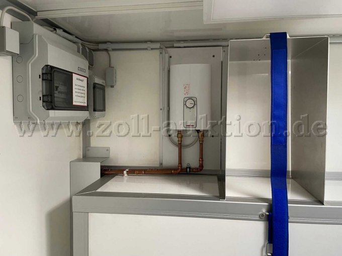 Stromversorgung und Durchlauferhitzer