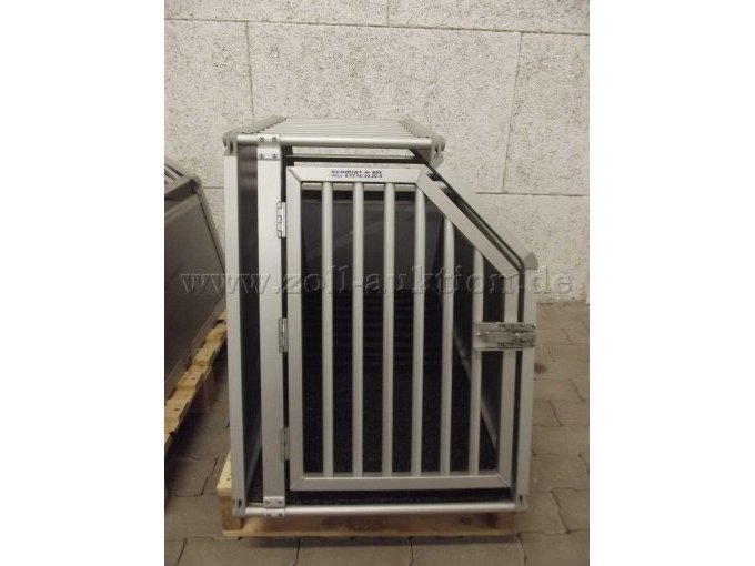 Hundebox von vorn