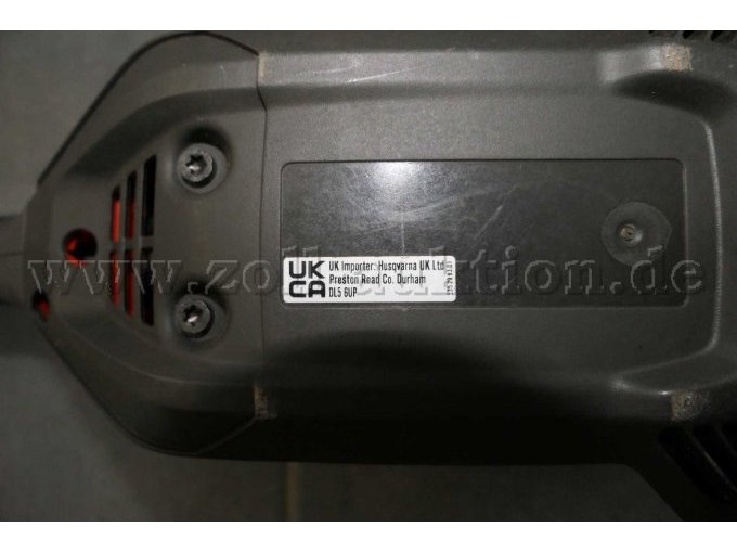 Detailaufnahme Handgriff mit Antrieb von unten Teil 2