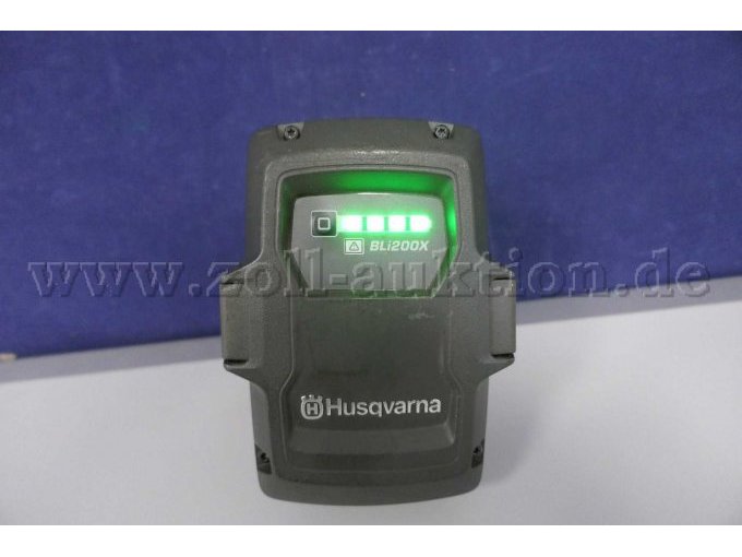 Detailaufnahme Akku von vorne