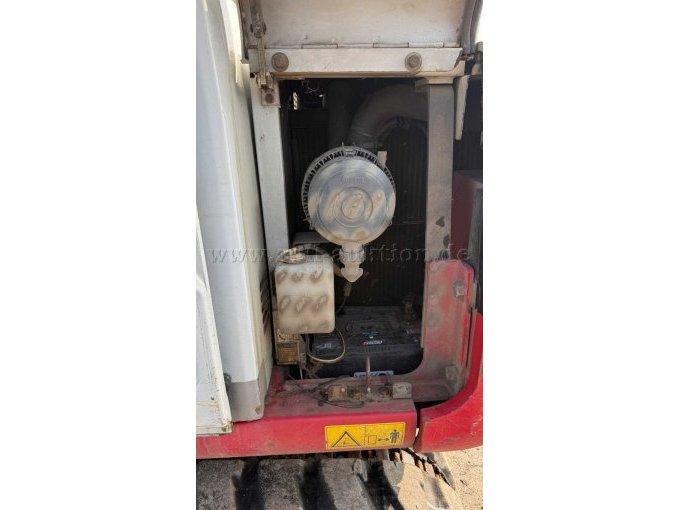 Ansicht Wartungsklappe links