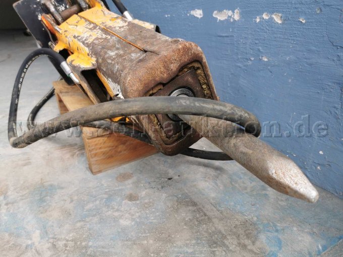 Stemmhammer mit Spitzmeißel