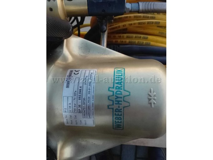 Typenschild Rettungspreizer