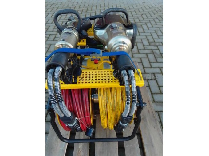 Ansicht Rettungsgeräte plus Schlauchpaket