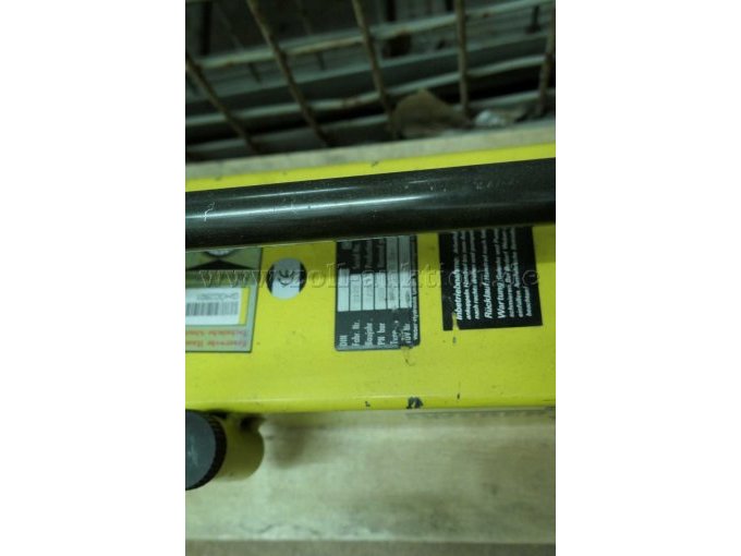 Typenschild Handpumpe