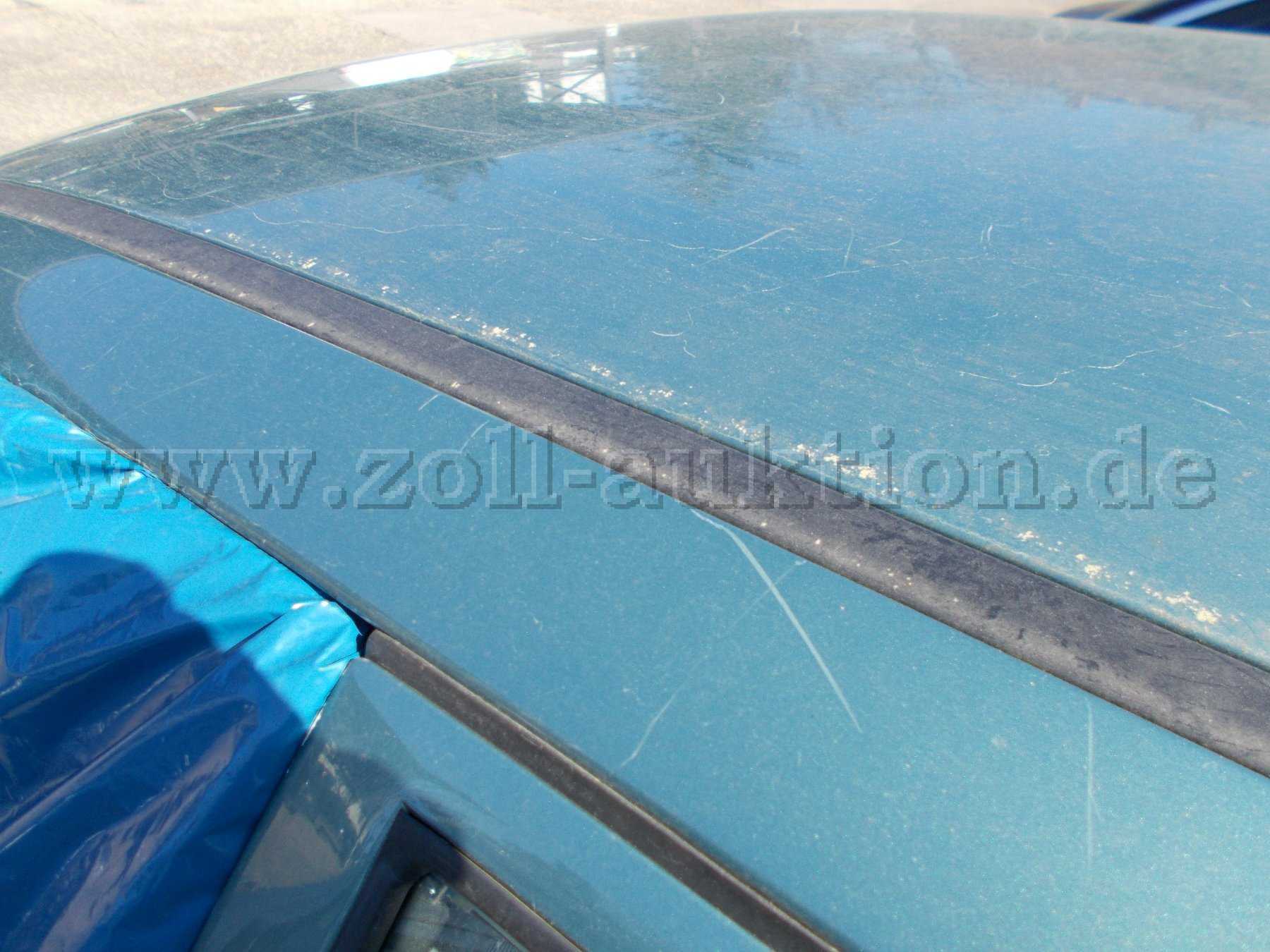 Kratzer auf dem Fahrzeugdach