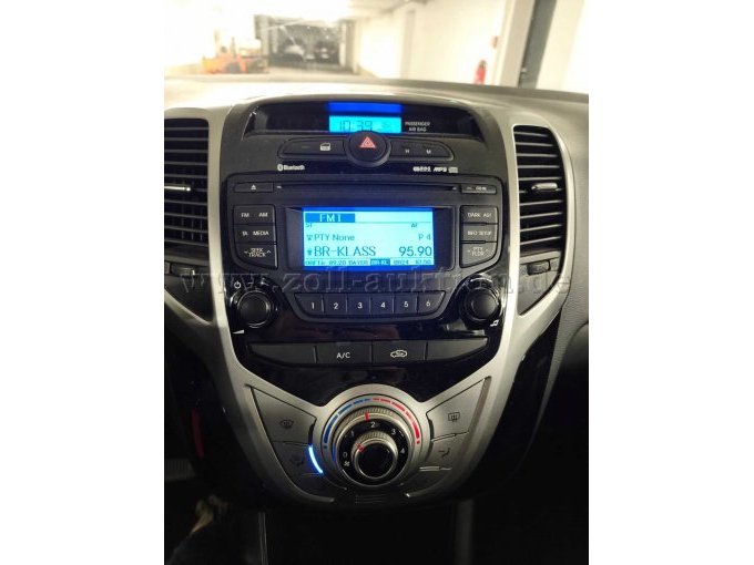 1 Hyundai IX 20 1.6 Crossline Automatik – foto 8 – kavel bij Zoll-Auktion, Garmisch-Partenkirchen
