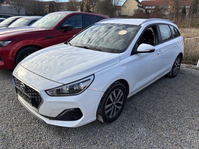 Frontansicht seitlich