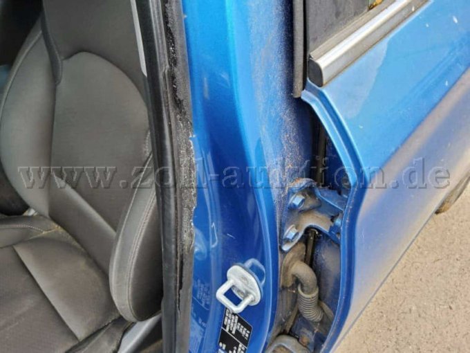 1 Hyundai i30 1.4 T-GDI Fastback Trend, 5 Türer, EZ: 2018 – foto 6 – kavel bij Zoll-Auktion, Hannover