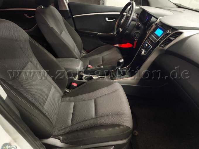 1 Hyundai i30 FL 1.4 Yes – foto 7 – kavel bij Zoll-Auktion, Garmisch-Partenkirchen