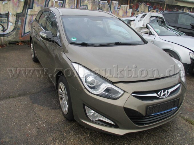 Seite vorn rechts Seite vorn rechts