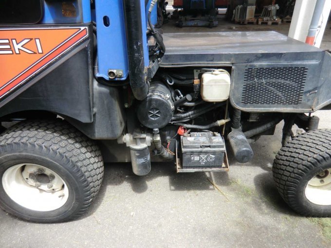 ISEKI 450 SF Seitenansicht