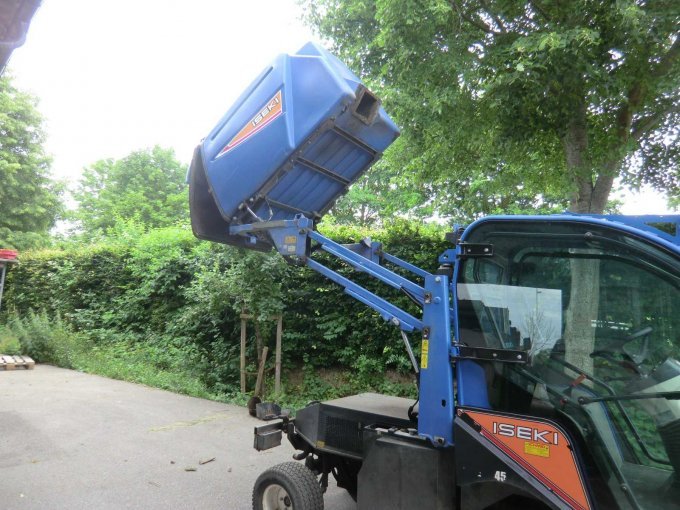 ISEKI 450 SF Seitenansicht