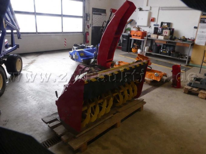 1 ISEKI grootvlakkenmaaier SF 370 met aanbouwapparatuur – foto 5 – kavel bij Zoll-Auktion, Deggendorf