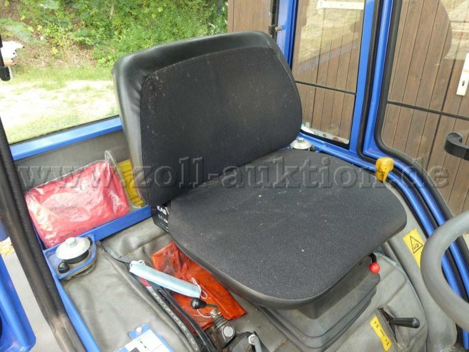 1 ISEKI Kompaktschlepper 2125 AHL *Motorschaden *teils demontiert – foto 7 – kavel bij Zoll-Auktion, Lüneburg