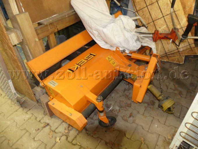 1 ISEKI Kompaktschlepper 2125 AHL *Motorschaden *teils demontiert – foto 13 – kavel bij Zoll-Auktion, Lüneburg