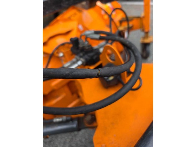 1 ISEKI TG 5470 AQLK – Allradtraktor mit Frontlader, Schiebeschild und Heckgewicht – foto 16 – kavel bij Zoll-Auktion, Freiberg