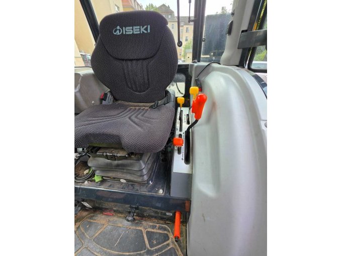 1 ISEKI TG 5470 AQLK – Allradtraktor mit Frontlader, Schiebeschild und Heckgewicht – foto 10 – kavel bij Zoll-Auktion, Freiberg