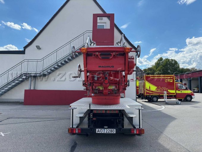 1 IVECO-FIAT mit MAGIRUS Feuerwehr Drehleiter DL 16-4 – foto 6 – kavel bij Zoll-Auktion, Burghausen