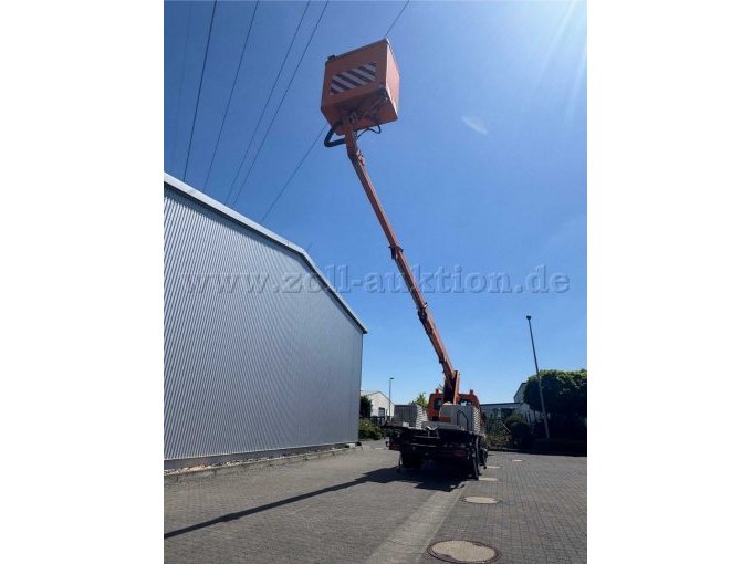 Voll ausgefahren