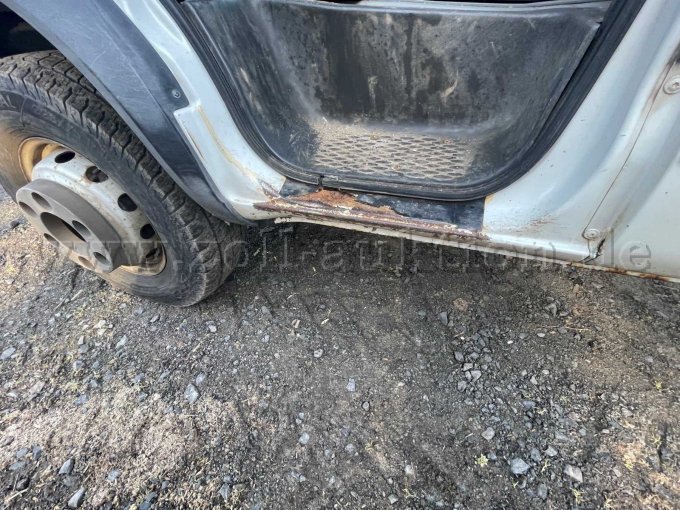 Einstieg Fahrerseite